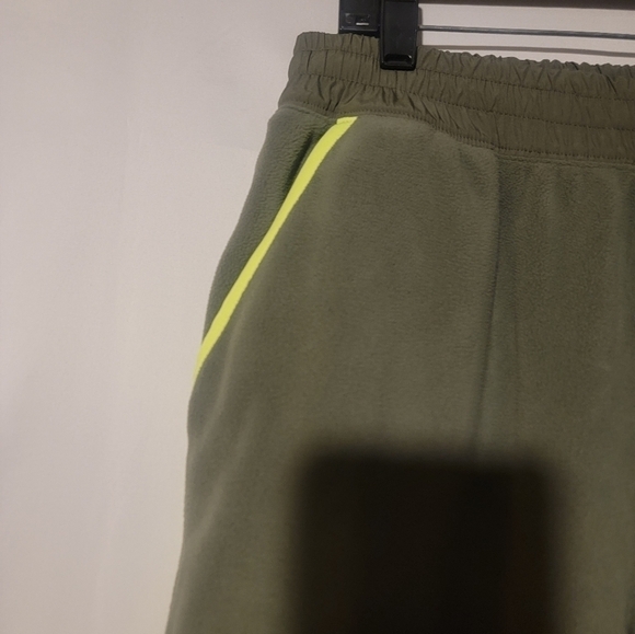 Nike Sportswear Fleece Pants Mens Size Medium CU4371 380 - Picture 3 of 7